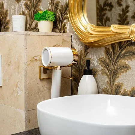 Sunny Modern 1br Retreat With Cozy Balcony شقة بلوفديف