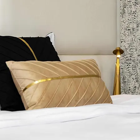 Sunny Modern 1br Retreat With Cozy Balcony Apartament *