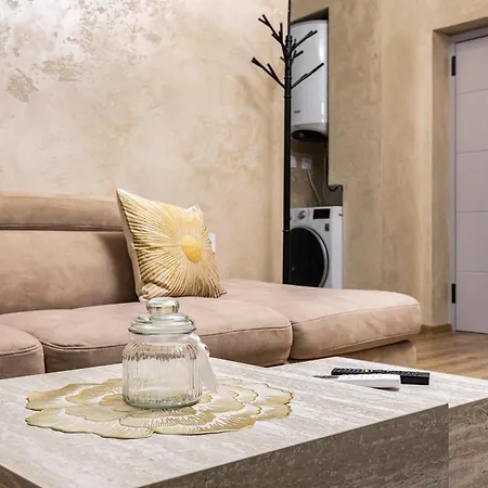 Sunny Modern 1br Retreat With Cozy Balcony * Plovdiv